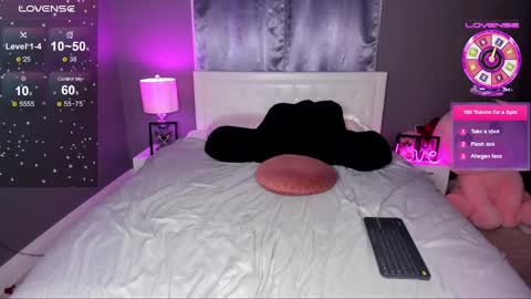 Snapshot of blondeprincess7 chatting on October 1, 2025, 2:50 am Blondeprincess online show from October 1, 2025, 2:50 am