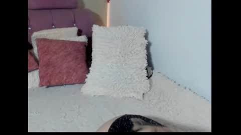 Snapshot of blondeza chatting on March 10, 2026, 2:49 am Esperanza online show from March 10, 2026, 2:49 am