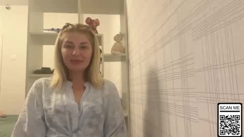 blondie_xoxoxo online show from November 17, 2025, 8:03 pm