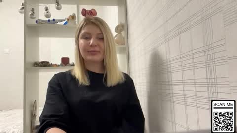 blondie_xoxoxo online show from December 18, 2025, 7:20 pm