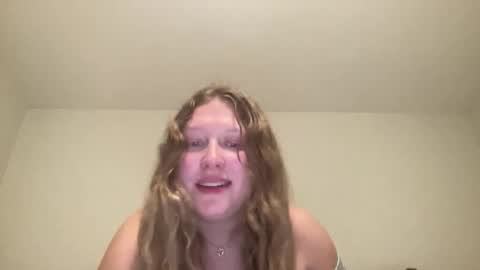 Snapshot of blondiebaddi chatting on October 4, 2025, 11:36 pm BADDIE online show from October 4, 2025, 11:36 pm