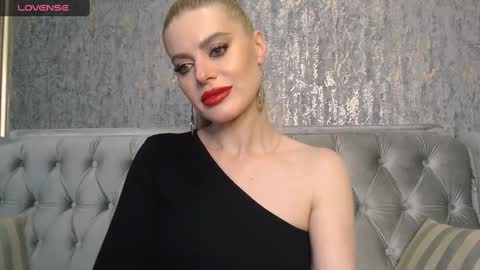 Helen online show from January 11, 2025, 7:38 pm