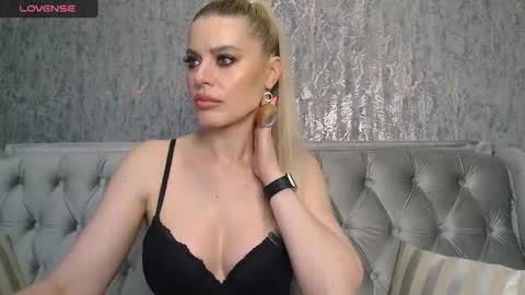 Helen online show from February 8, 2025, 2:36 am