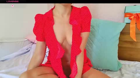 Sasha online show from May 19, 2026, 7:26 am