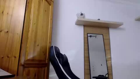 blondyelena online show from December 15, 2024, 8:19 am