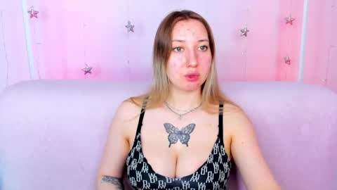 Snapshot of blondyjolly chatting on March 25, 2026, 2:17 am blondyjolly online show from March 25, 2026, 2:17 am