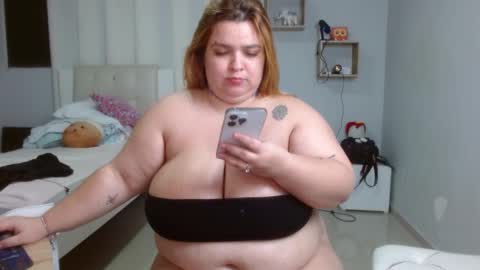 Snapshot of blondyliciousx chatting on December 11, 2024, 10:25 am katartistic name online show from December 11, 2024, 10:25 am
