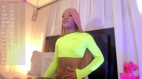 bloom_bbc online show from November 18, 2025, 1:04 pm