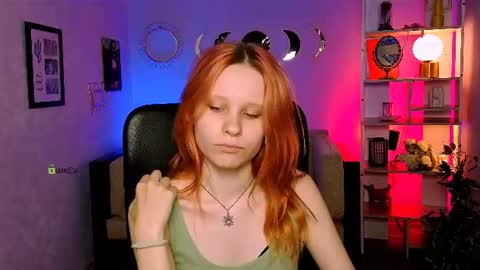 Snapshot of bloom_night chatting on July 8, 2026, 12:09 pm Bloom online show from July 8, 2026, 12:09 pm