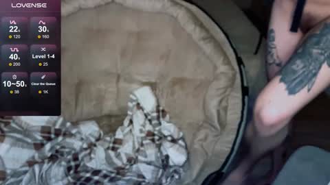 Snapshot of blooming_soul chatting on December 5, 2024, 2:00 pm blooming_soul online show from December 5, 2024, 2:00 pm