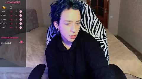 Snapshot of blooming_soul chatting on March 10, 2025, 2:26 pm blooming_soul online show from March 10, 2025, 2:26 pm