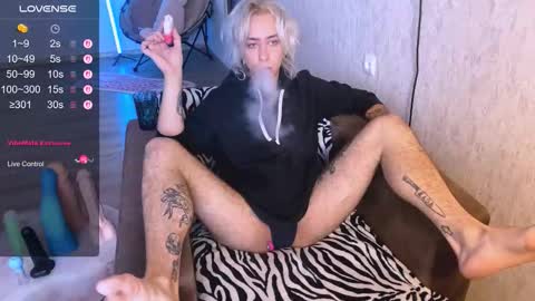 Snapshot of blooming_soul chatting on September 12, 2025, 7:41 am blooming_soul online show from September 12, 2025, 7:41 am