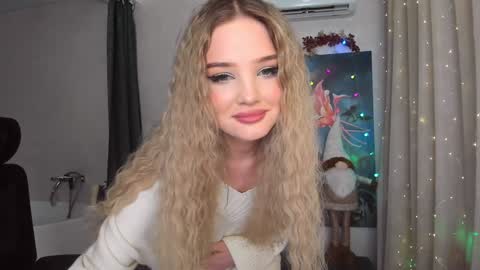 Sophia online show from December 6, 2024, 9:57 pm