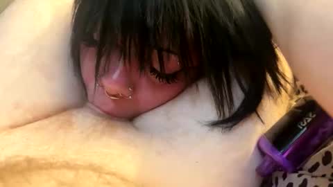 Snapshot of blowjob_bitch69 chatting on May 16, 2026, 12:40 am blowjob_bitch69 online show from May 16, 2026, 12:40 am