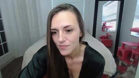 Sarah Zee online show from January 6, 2025, 6:20 pm