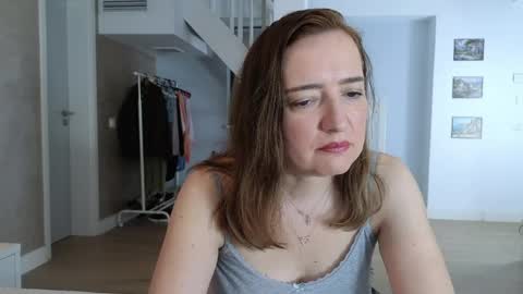 Snapshot of blue_angel_sweet chatting on April 5, 2026, 3:47 am blue_angel_sweet online show from April 5, 2026, 3:47 am