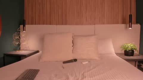 blue_anngel online show from June 12, 2026, 12:53 am