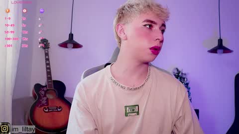 TAY   online show from December 5, 2024, 1:17 pm