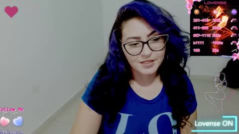 Snapshot of blue_dance chatting on October 20, 2025, 4:35 am susan  online show from October 20, 2025, 4:35 am