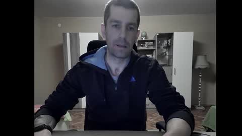 Snapshot of blue_eyed_wolf chatting on January 16, 2025, 7:52 pm Runaway online show from January 16, 2025, 7:52 pm