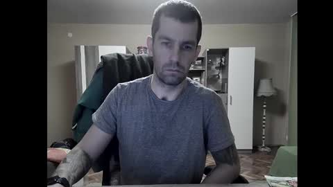 Snapshot of blue_eyed_wolf chatting on January 18, 2025, 7:58 pm Runaway online show from January 18, 2025, 7:58 pm