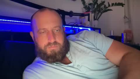 blue_eyes247 online show from May 22, 2026, 12:51 am