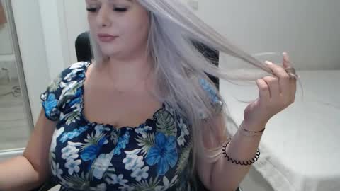 Juliet online show from October 9, 2025, 4:38 pm