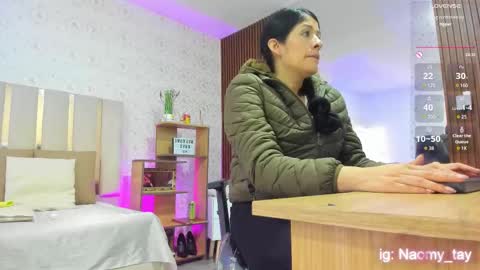 blue_tay1 online show from October 7, 2025, 11:51 am