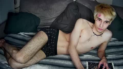 Snapshot of blue_w0rld chatting on March 25, 2026, 2:45 pm SONNYVAN online show from March 25, 2026, 2:45 pm