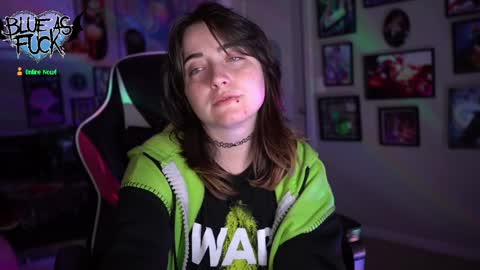 Snapshot of blueasfuck chatting on December 12, 2024, 3:10 am Blue online show from December 12, 2024, 3:10 am