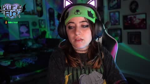 Snapshot of blueasfuck chatting on January 5, 2025, 5:41 am Blue online show from January 5, 2025, 5:41 am