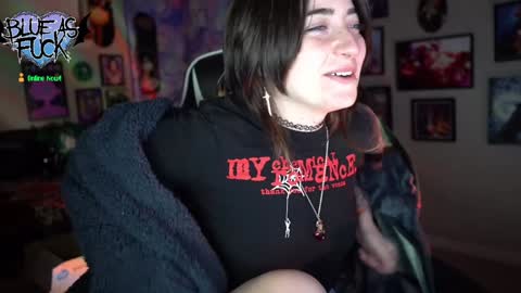 Snapshot of blueasfuck chatting on January 9, 2025, 1:50 am Blue online show from January 9, 2025, 1:50 am