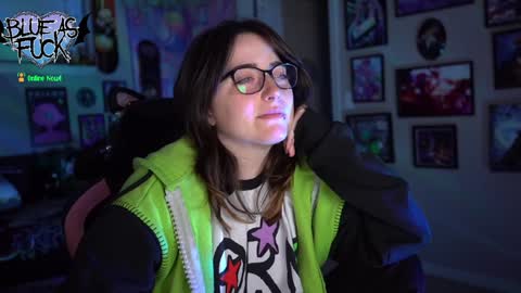 Snapshot of blueasfuck chatting on January 17, 2025, 3:12 am Blue online show from January 17, 2025, 3:12 am