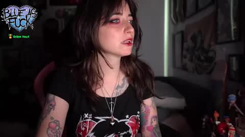 Snapshot of blueasfuck chatting on October 10, 2025, 12:53 am Blue online show from October 10, 2025, 12:53 am