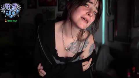 Snapshot of blueasfuck chatting on October 14, 2025, 12:11 am Blue online show from October 14, 2025, 12:11 am