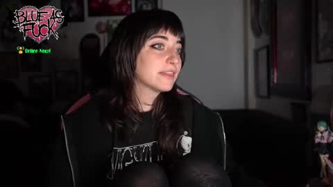 Blue online show from January 6, 2026, 2:04 am