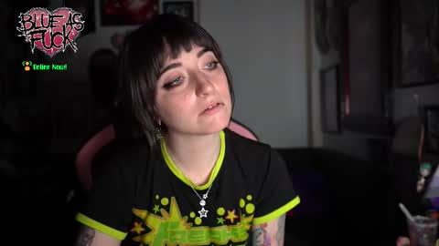 Blue online show from January 14, 2026, 1:44 am