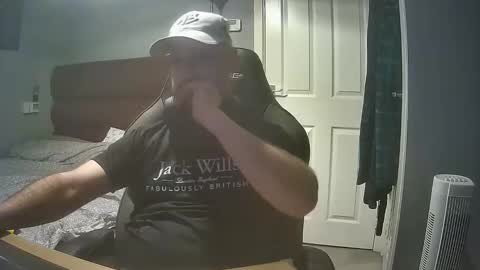 bluebirdflame1 online show from April 2, 2026, 8:28 pm