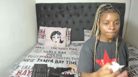 Tee online show from January 19, 2025, 1:12 pm