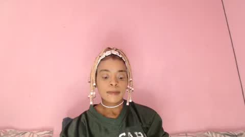 Tee online show from October 21, 2025, 9:54 am