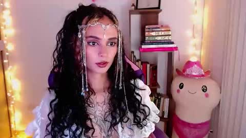 Snapshot of bluee_v chatting on October 22, 2025, 2:12 am Im Abril .. Nice to meet you thumb up me please its important INDEPENDENT MODEL online show from October 22, 2025, 2:12 am