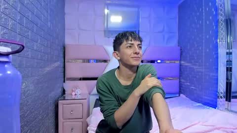 blueestar03 online show from January 5, 2025, 4:36 am