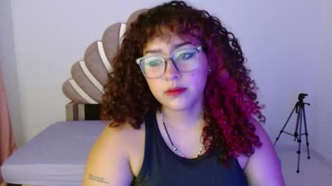 Bluee online show from September 29, 2025, 11:31 pm