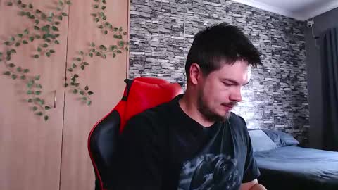 blueeyeboy0 online show from November 4, 2025, 8:02 am