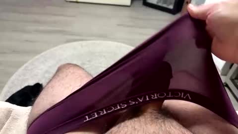 Snapshot of blueeyedaddy589 chatting on November 3, 2025, 1:12 pm blueeyedaddy589 online show from November 3, 2025, 1:12 pm