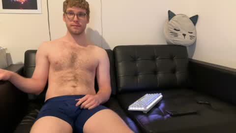blueeyedtallguy online show from December 10, 2024, 2:59 am