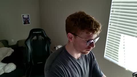 blueeyedtallguy online show from July 5, 2026, 7:21 pm