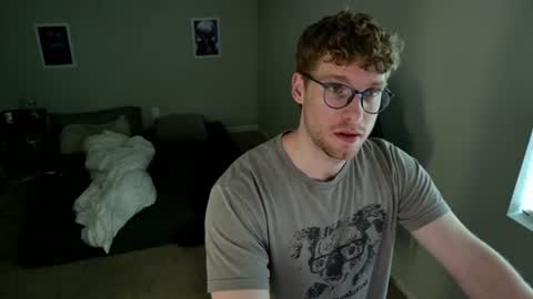 blueeyedtallguy online show from July 14, 2026, 1:19 am