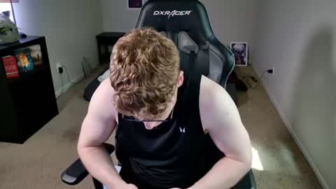 blueeyedtallguy online show from July 31, 2026, 10:53 pm