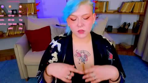 Hi my name is Lunaray online show from September 29, 2025, 10:53 am